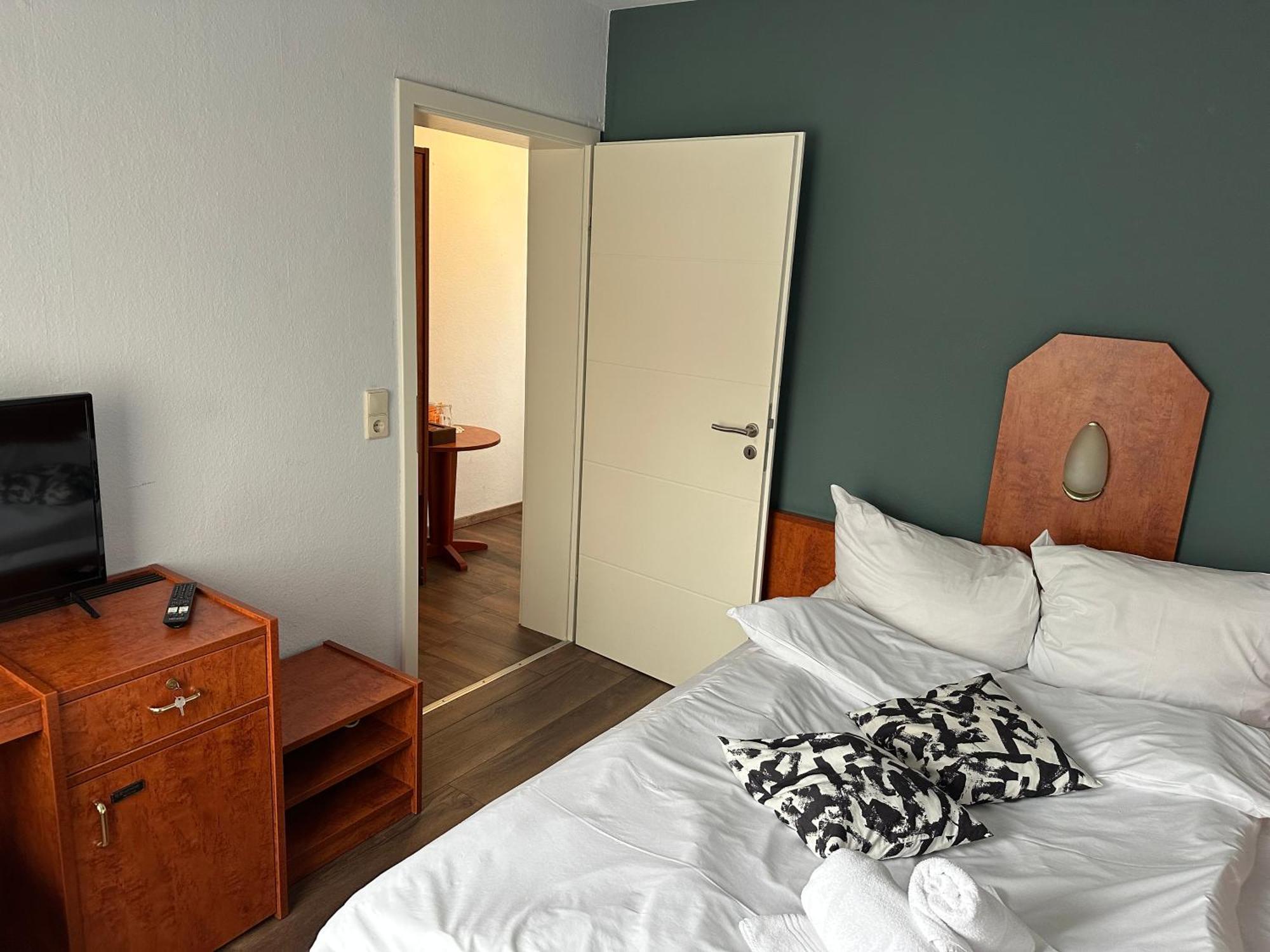 Bone To Hotel Salzgitter Exterior photo